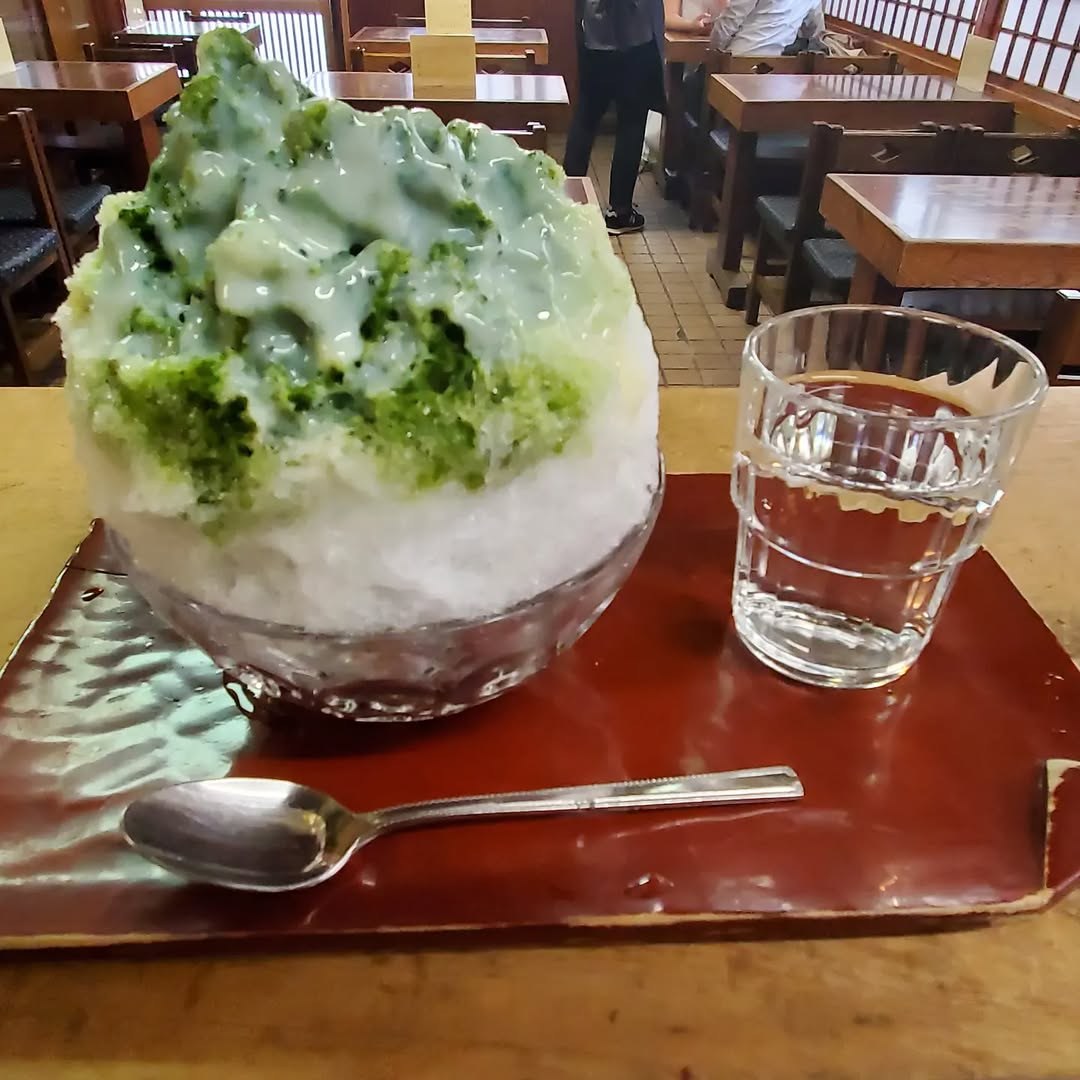 宇治金時ミルクのかき氷