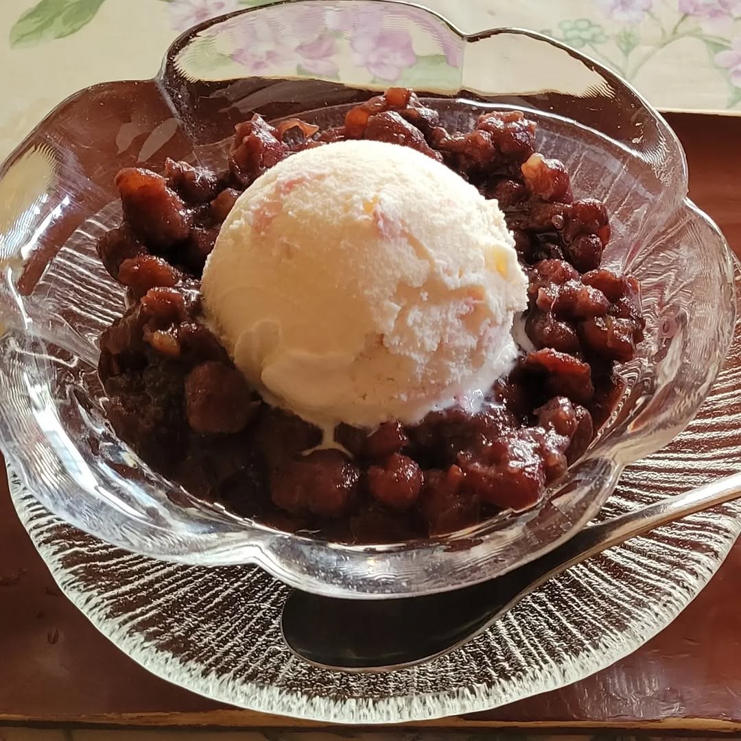 さくらアイスのクリームぜんざい